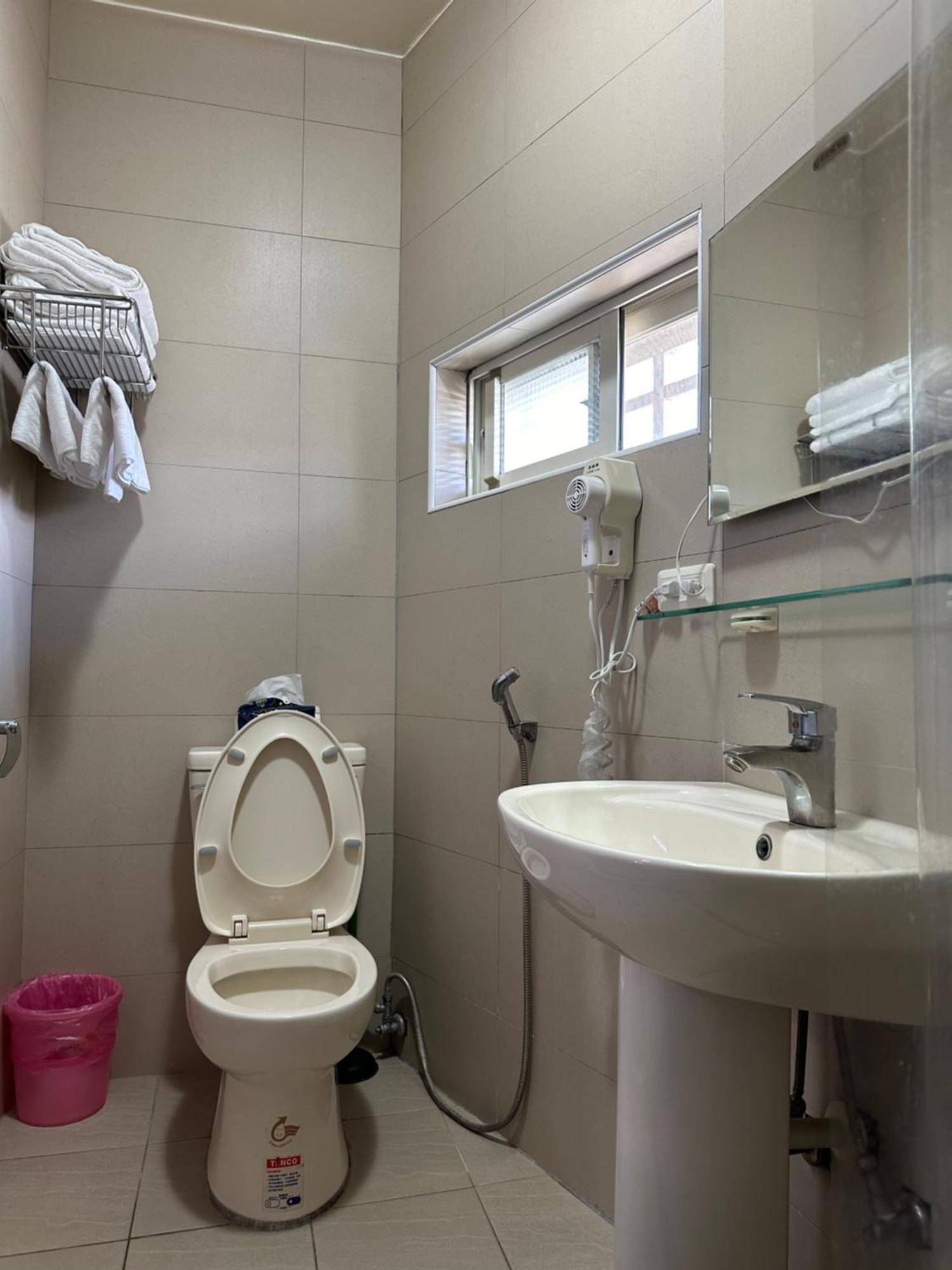 Niuge Minsu Homestay ยู่หลี่ ภายนอก รูปภาพ
